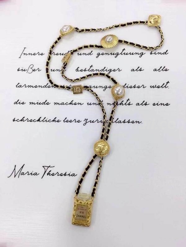 Chanel Necklaces 113